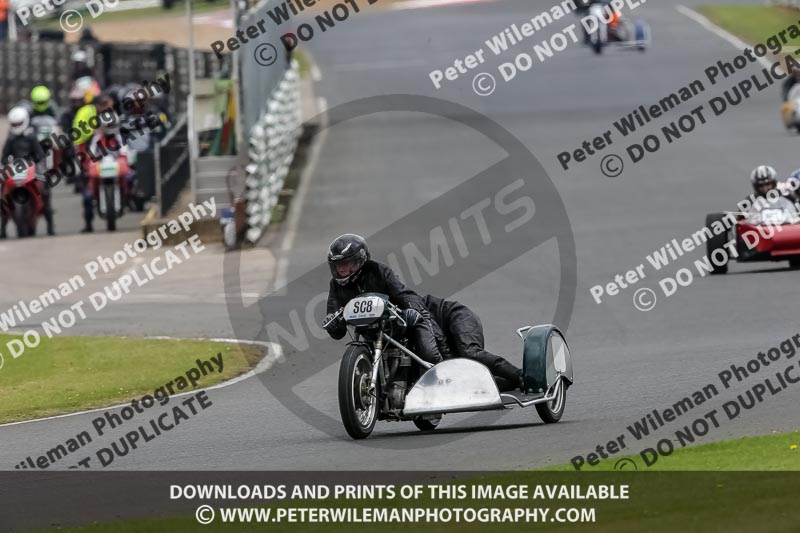 Vintage motorcycle club;eventdigitalimages;mallory park;mallory park trackday photographs;no limits trackdays;peter wileman photography;trackday digital images;trackday photos;vmcc festival 1000 bikes photographs